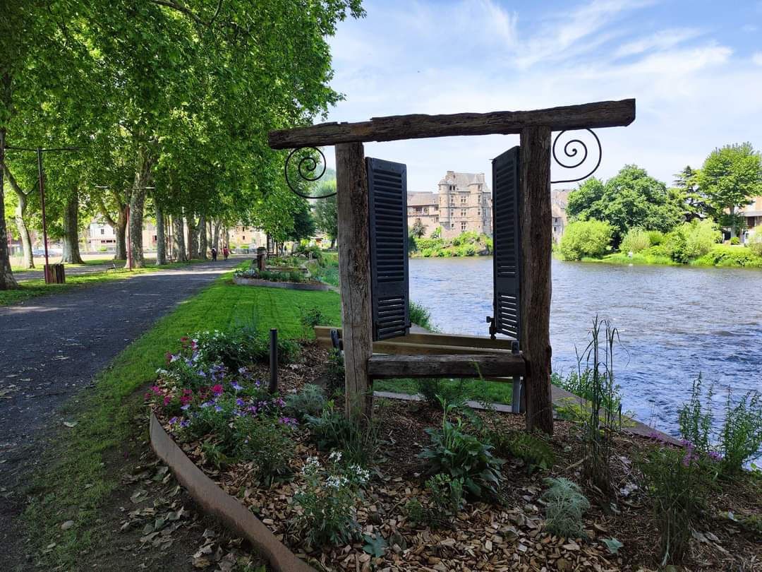 La Ville d'Espalion en Aveyron La Ville d'Espalion en Aveyron